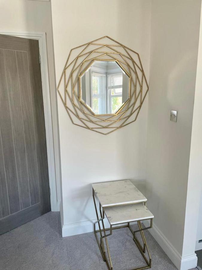 Exquisite Apartment, Stone Throw From The Beach Bournemouth Zewnętrze zdjęcie