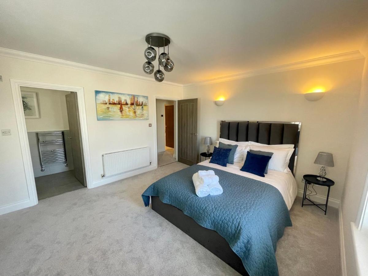 Exquisite Apartment, Stone Throw From The Beach Bournemouth Zewnętrze zdjęcie