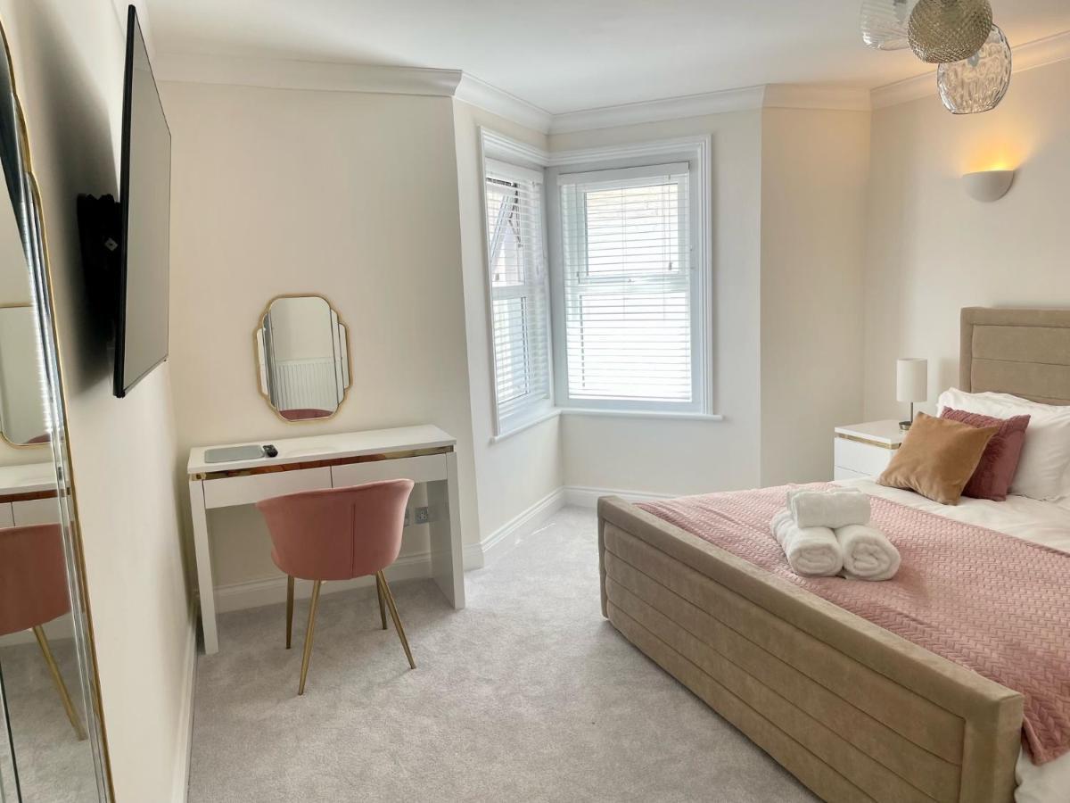 Exquisite Apartment, Stone Throw From The Beach Bournemouth Zewnętrze zdjęcie