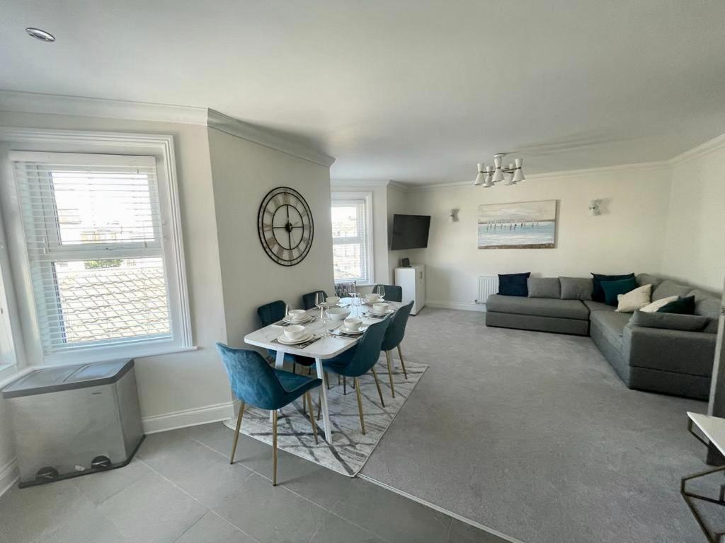 Exquisite Apartment, Stone Throw From The Beach Bournemouth Zewnętrze zdjęcie